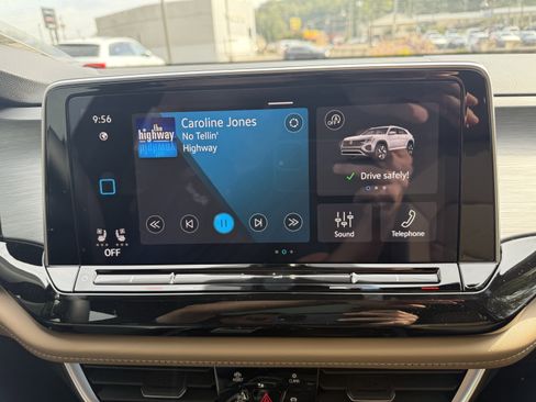 New 2026 Volkswagen Atlas Cross Sport SE FWD image 20