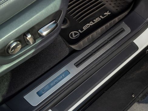 Used 2024 Lexus LX 600 F Sport AWD/4WD image 74