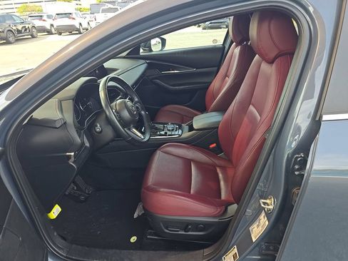 Used 2025 MAZDA CX-30 AWD 2.5 S w/ Preferred Package image 3