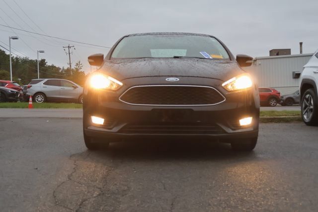 Used 2017 Ford Focus SEL w/ Cold Weather Package FWD image 8