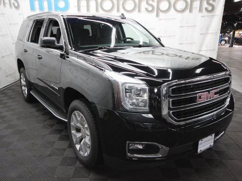 Used 2018 GMC Yukon SLE w/ SLE Value Package image 12