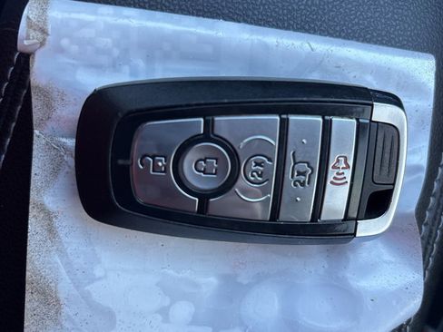 Certified 2022 Ford Escape SEL w/ Technology Package image 12