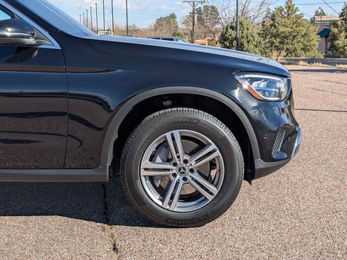 Used 2022 Mercedes-Benz GLC 300 4MATIC image 9