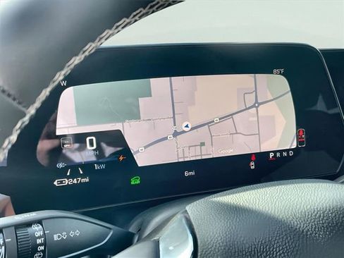 New 2026 Chevrolet Equinox EV LT image 12