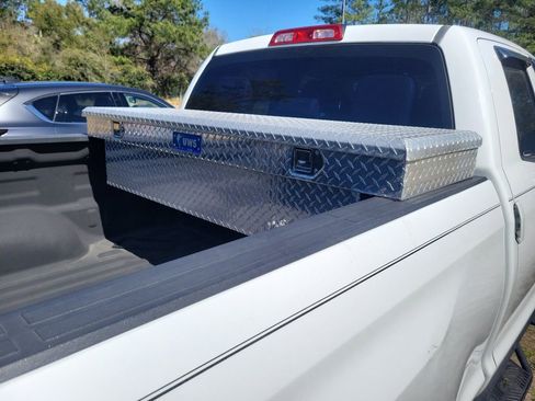 Used 2016 Toyota Tundra SR image 18