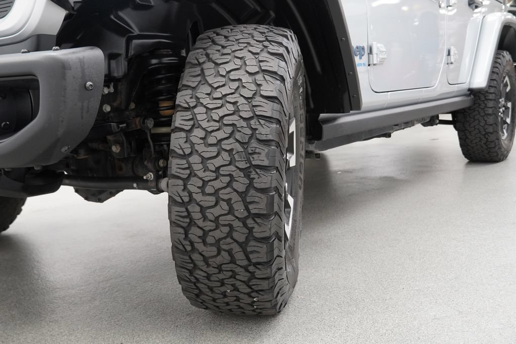 Used 2024 Jeep Wrangler Unlimited Rubicon 4xe AWD/4WD image 20