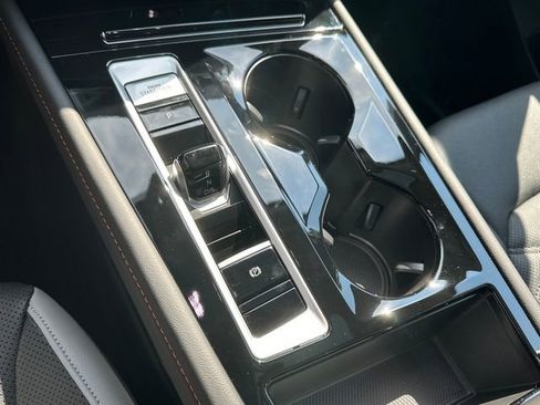 New 2026 Volkswagen Atlas Peak Edition AWD/4WD image 33