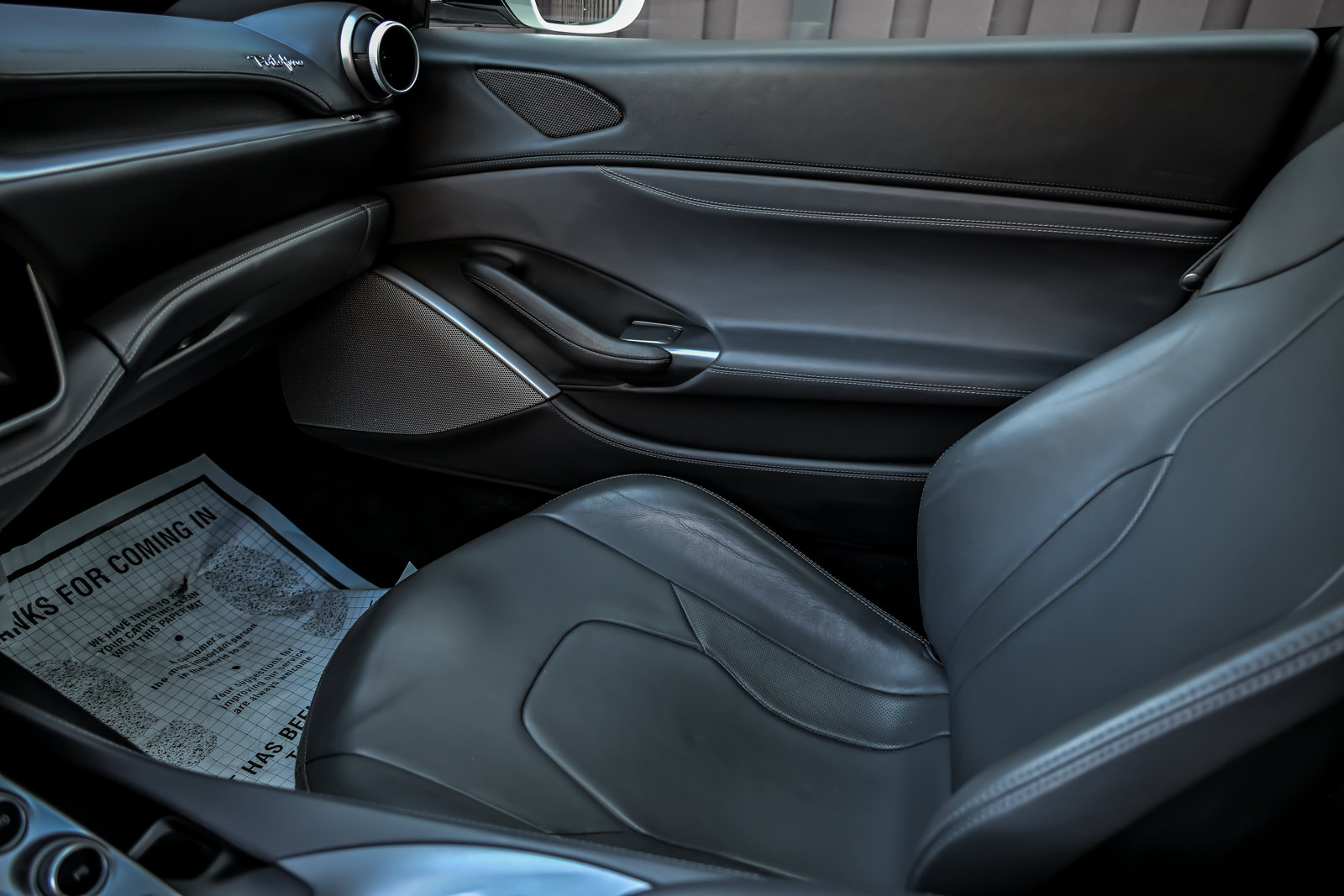 Used 2019 Ferrari Portofino RWD image 50