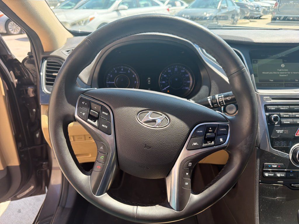 Used 2016 Hyundai Azera Limited FWD image 17