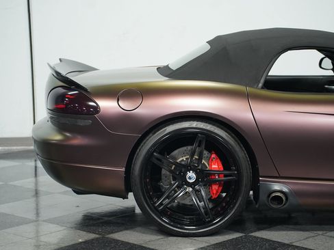 Used 2006 Dodge Viper SRT-10 image 23