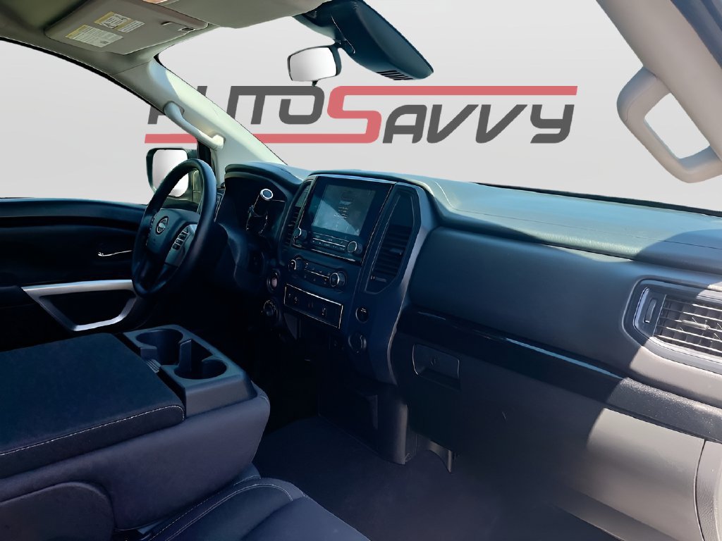 Used 2024 Nissan Titan SV AWD/4WD image 31