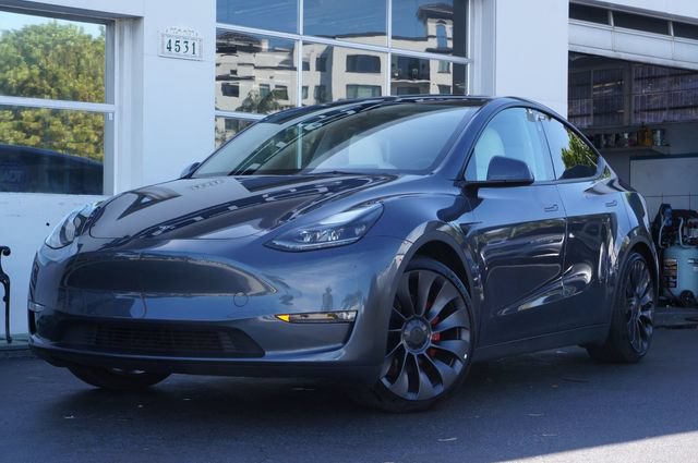 Used 2023 Tesla Model Y Performance AWD/4WD image 2