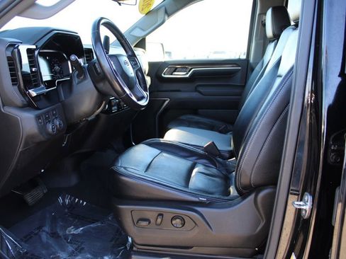 Used 2022 Chevrolet Silverado 1500 RST w/ Redline Edition image 15