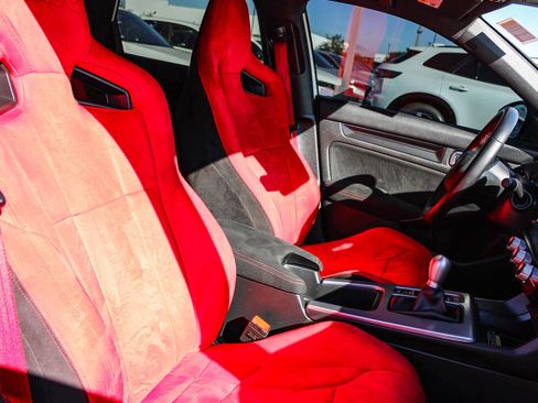 Used 2023 Honda Civic Type R image 16