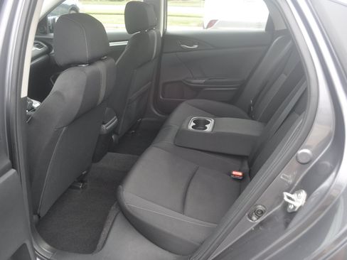 Used 2018 Honda Civic EX image 11