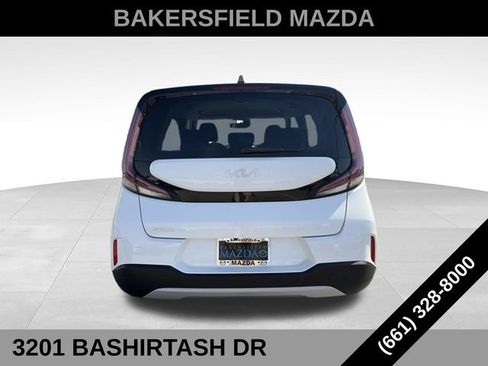 Used 2024 Kia Soul LX w/ Option Group 015 FWD image 4