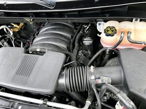 Certified 2023 Cadillac Escalade Sport image 32