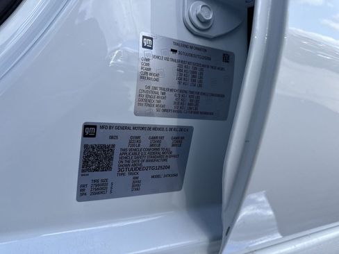 New 2026 GMC Sierra 1500 SLT w/ SLT Premium Package image 29