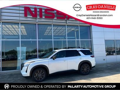 New 2026 Nissan Pathfinder SL w/ SL Premium Package