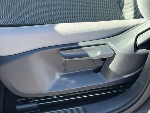 Used 2024 Volkswagen Taos S image 11