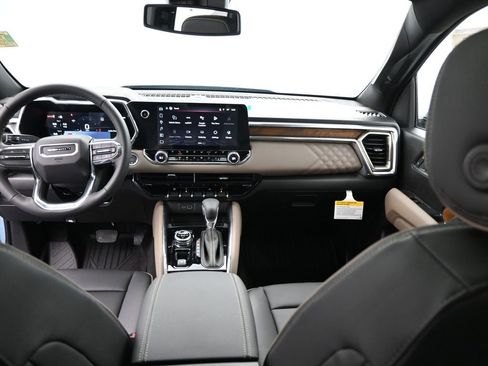 New 2026 GMC Canyon Denali image 21