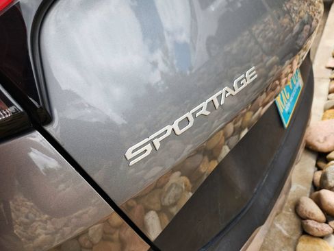 Certified 2024 Kia Sportage LX AWD/4WD image 8