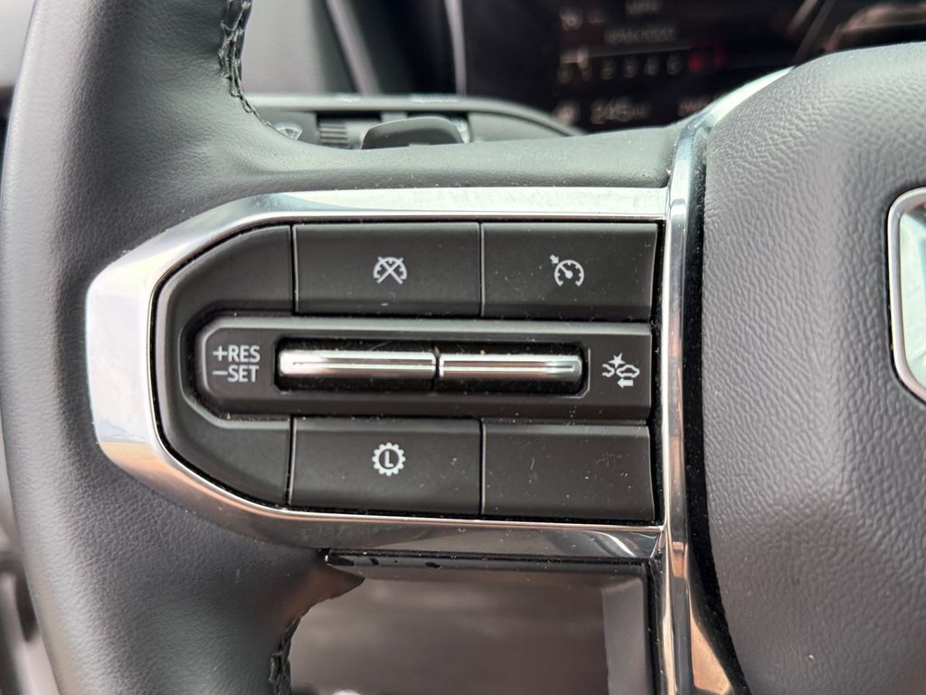 Used 2025 GMC Terrain Elevation AWD/4WD image 15