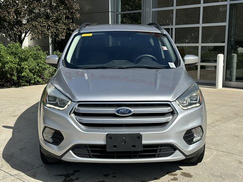 Used 2017 Ford Escape SE w/ Equipment Group 201A AWD/4WD image 5