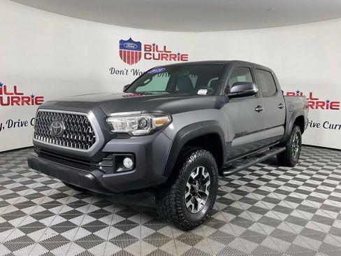 Used 2019 Toyota Tacoma TRD Off-Road w/ Exterior Package AWD/4WD image 7