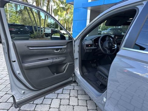 Used 2025 Honda CR-V Sport-L image 22