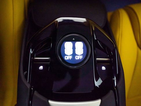 Certified 2026 Ferrari Purosangue AWD/4WD image 58