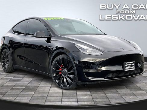 Used 2022 Tesla Model Y Performance image 1