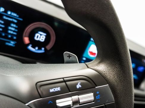 Used 2025 Hyundai Sonata SEL image 17