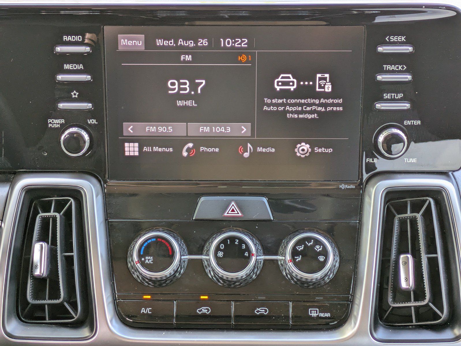 Certified 2023 Kia Sorento LX FWD image 15