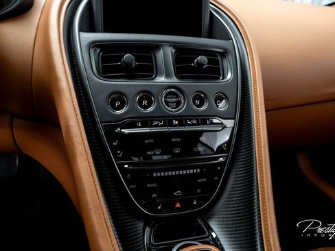 Used 2020 Aston Martin DB11 AMR image 36