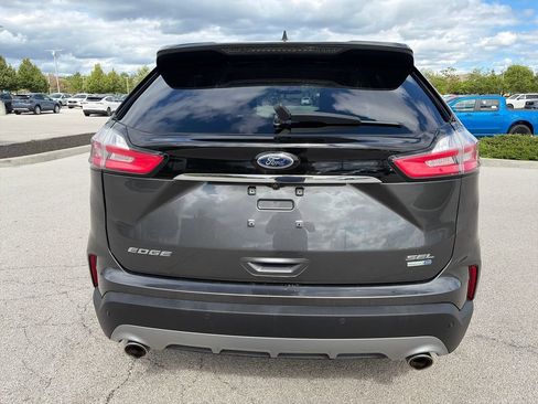 Used 2019 Ford Edge SEL w/ Equipment Group 201A AWD/4WD image 6