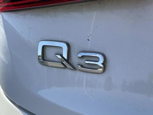 Used 2016 Audi Q3 2.0T Premium Plus w/ Technology Package image 12
