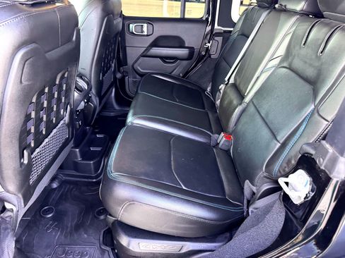 Used 2023 Jeep Wrangler Unlimited Rubicon 4xe image 20