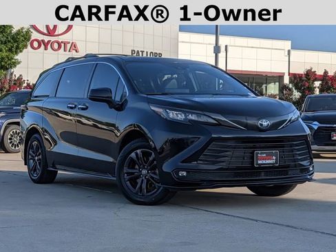 Used 2024 Toyota Sienna XLE Woodland Edition AWD/4WD image 2