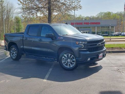 Used 2021 Chevrolet Silverado 1500 RST AWD/4WD image 2