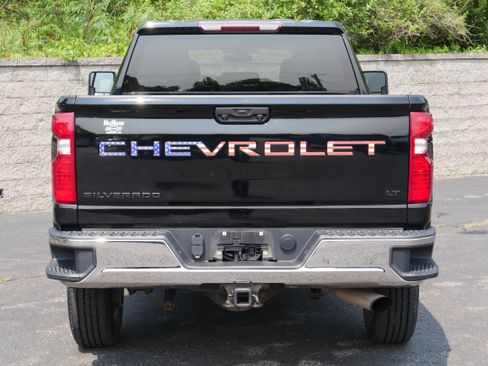 Certified 2022 Chevrolet Silverado 2500 LT w/ Convenience Package AWD/4WD image 5