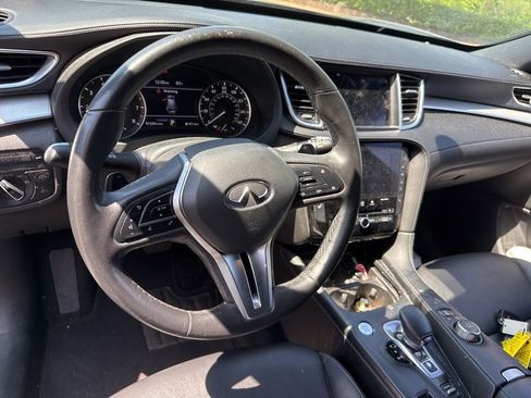 Used 2020 INFINITI QX50 Essential w/ Edition 30 Package image 9