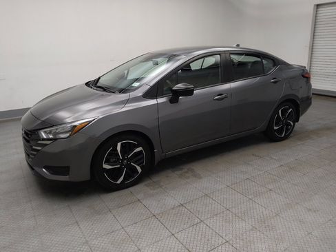 Used 2023 Nissan Versa SR w/ Trunk Package image 2