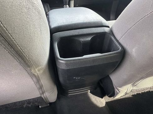 Used 2022 Toyota Tacoma SR AWD/4WD image 12