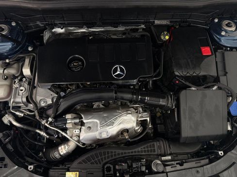 Used 2023 Mercedes-Benz GLB 250 image 34