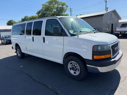 Used 2014 GMC Savana 3500 LT w/ LT Preferred Equipment Group RWD image 6
