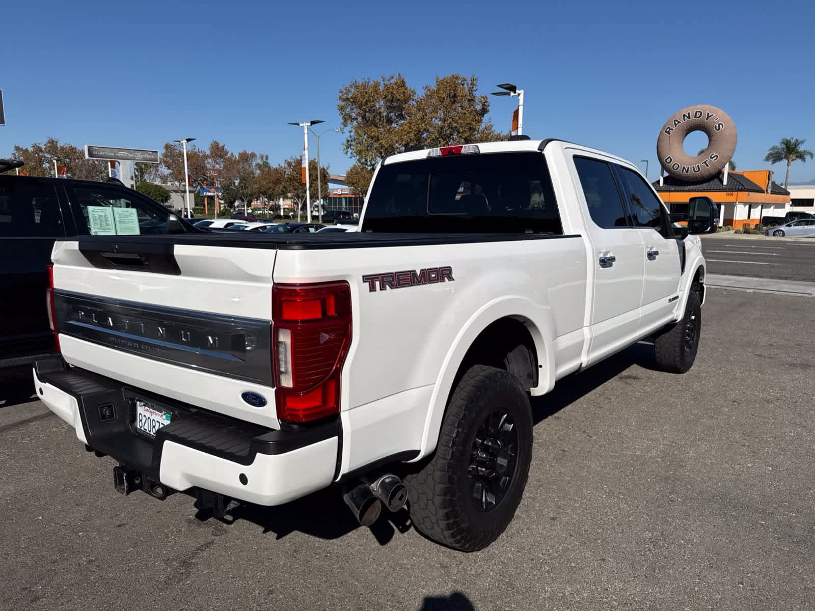 Used 2020 Ford F250 Platinum w/ Tremor Off-Road Package AWD/4WD image 14