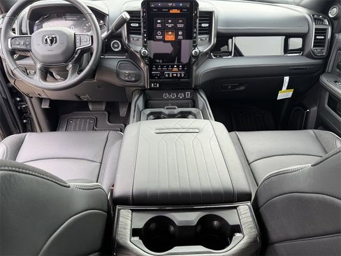 New 2026 RAM 2500 Limited image 27