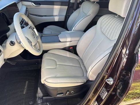 Used 2025 Hyundai Palisade Limited FWD image 10
