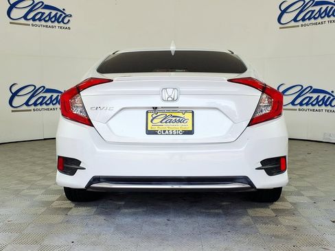 Used 2019 Honda Civic EX image 4